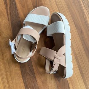 NWT Aldo Sandals